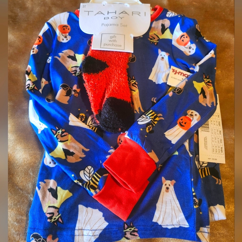 Tahari Boy's Blue Pajama Set with Halloween Print
